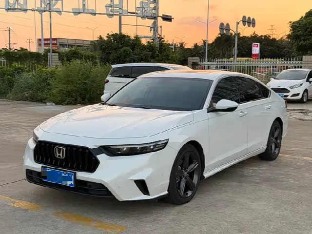 Honda Inspire 2023, 52 000 км