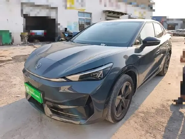 Volkswagen ID.Unyx 06 2024, 49 600 км