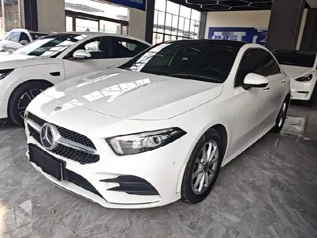 Mercedes-Benz A-Class 2022, 48 500 км