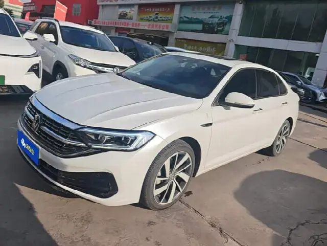 Volkswagen Sagitar L 2023, 42 300 км