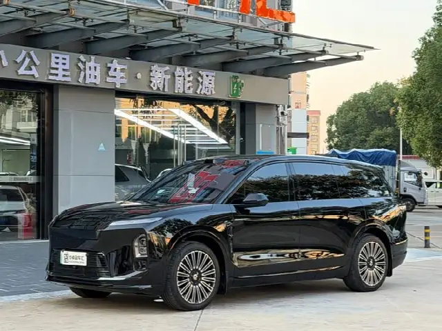 Nio ES8 2026, 11 000 км