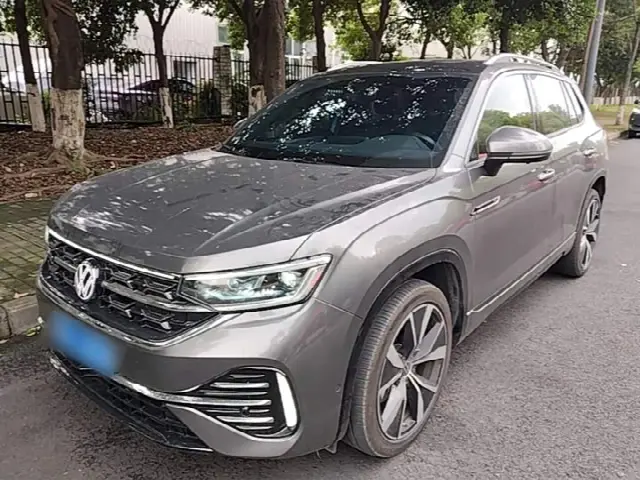 Volkswagen Tayron 2023, 44 400 км