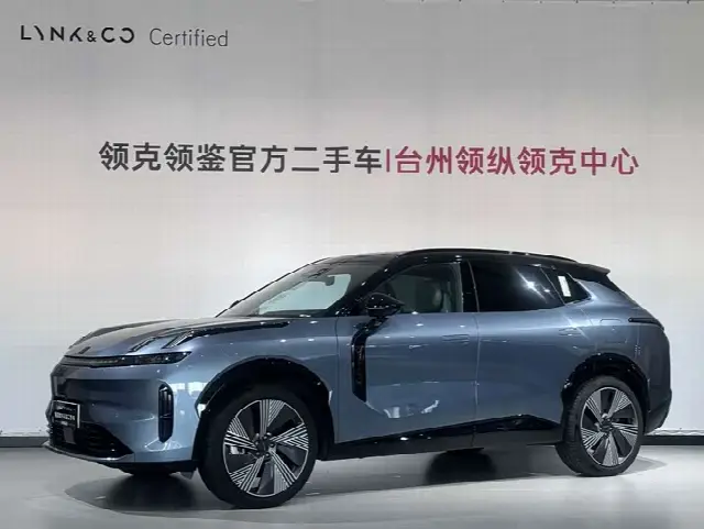 Lynk & Co 08 EM-P Hybrid 2025, 28 000 км