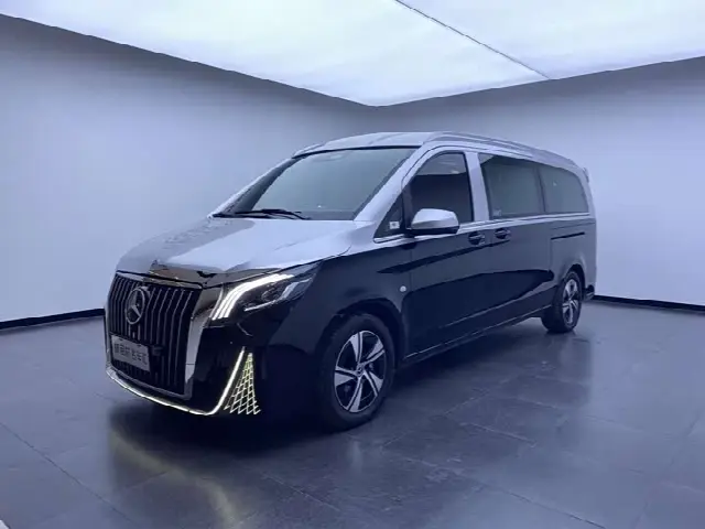 Mercedes-Benz Vito 2024, 18 000 км