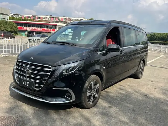Mercedes-Benz Vito 2024, 8 000 км