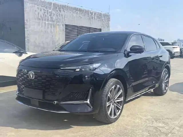 Changan UNI-K 2021, 25 000 км