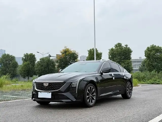 Cadillac CT5 2025, 4 000 км