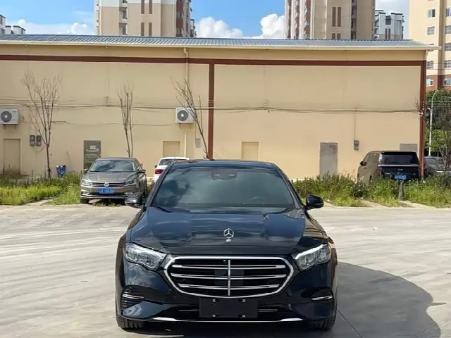 Mercedes-Benz E-Class 2025, 9 000 км