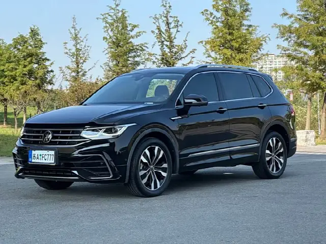 Volkswagen Tiguan L Pro 2022, 34 000 км