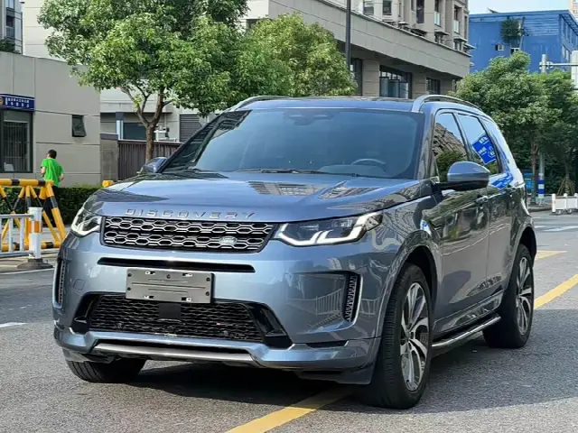 Land Rover Discovery Sport 2023, 30 000 км