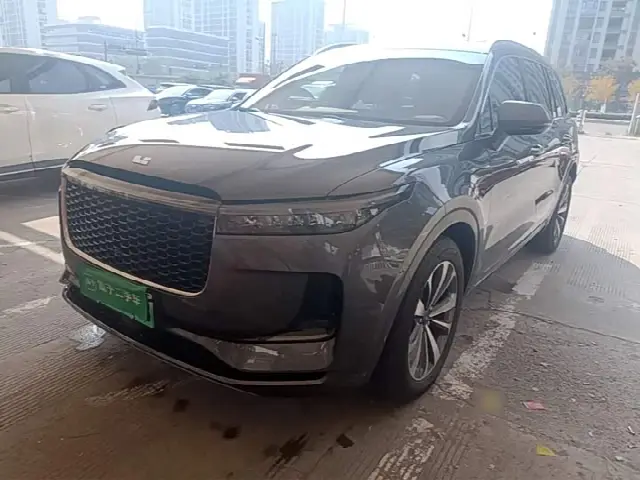LiXiang One 2021, 69 800 км