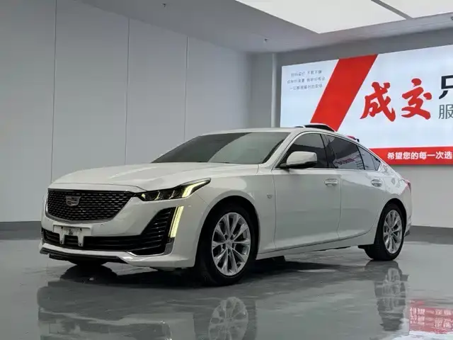 Cadillac CT5 2023, 30 000 км