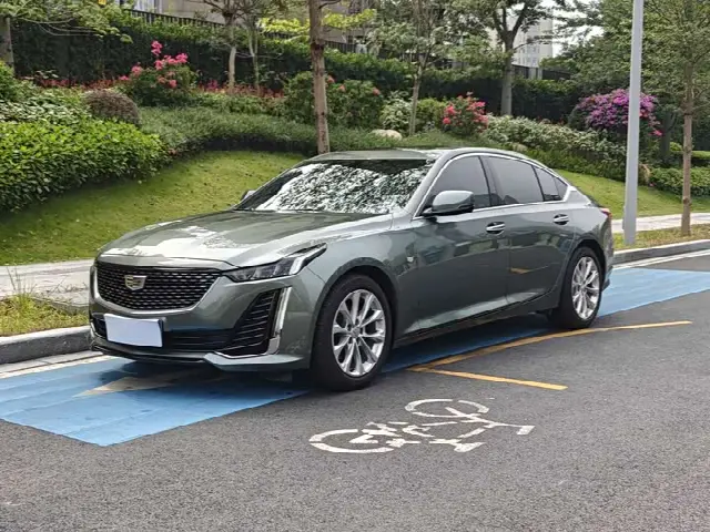 Cadillac CT5 2023, 4 900 км