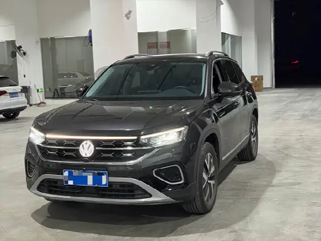 Volkswagen Tayron 2024, 37 000 км