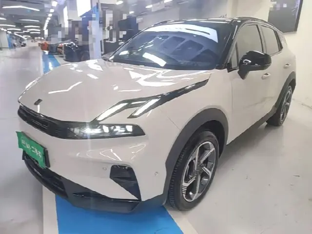 Lynk & Co 06 2025, 13 800 км