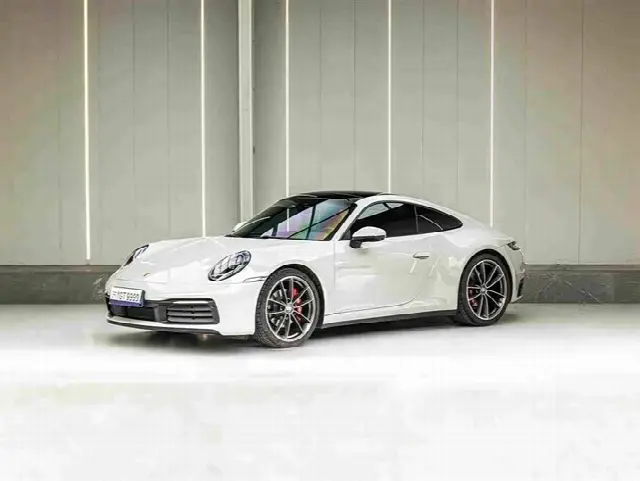 Porsche 911 2023, 22 000 км