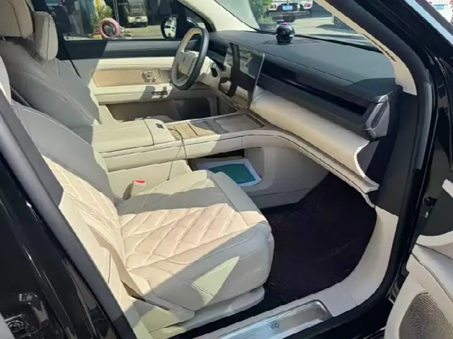 Nio ES8 2026, 11 800 км