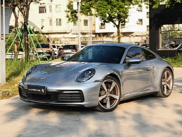 Porsche 911 2023, 12 000 км