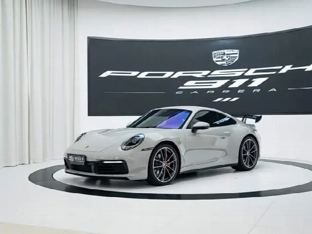 Porsche 911 2023, 12 600 км