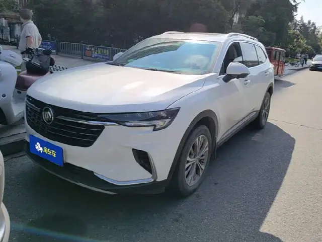 Buick Envision Plus 2023, 63 300 км