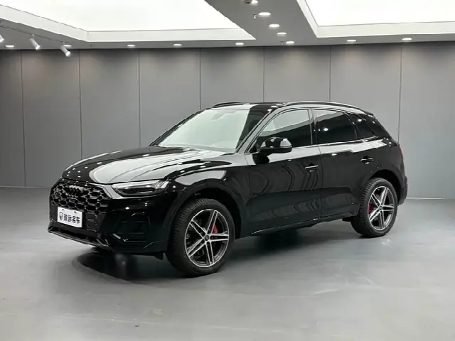 Audi SQ5 2024, 14 000 км