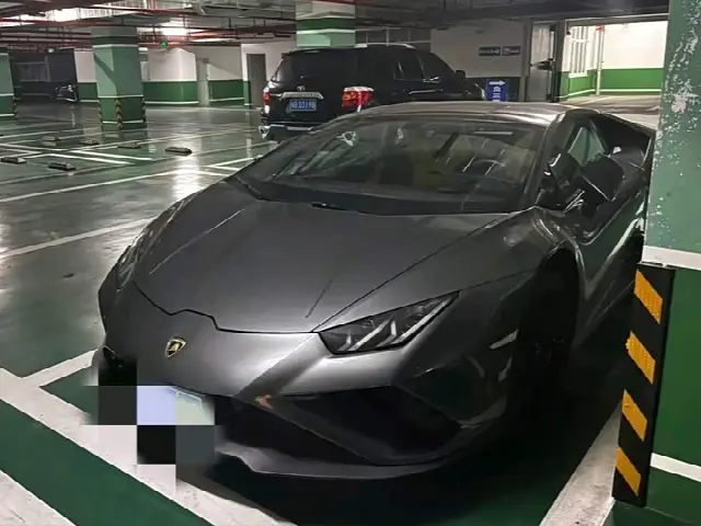 Lamborghini Huracán 2020, 23 000 км