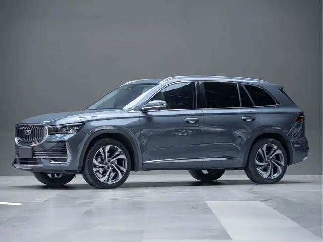 Geely Monjaro 2023, 18 000 км