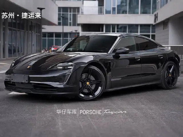 Porsche Taycan 2022, 19 000 км