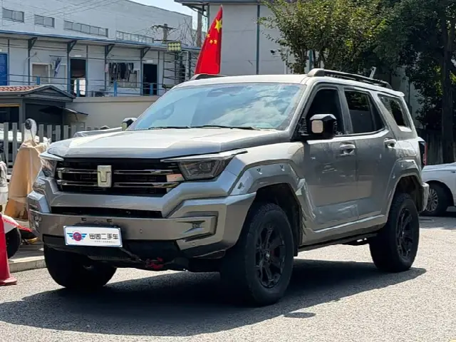 Tank 400 Hybrid 2023, 65 000 км
