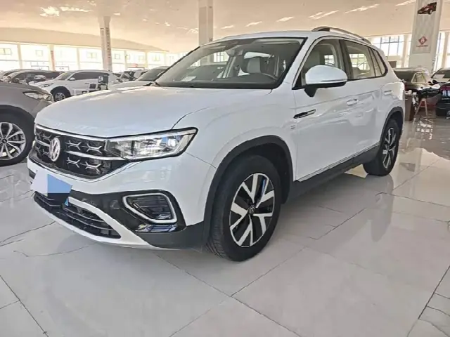 Volkswagen Tayron 2023, 42 000 км