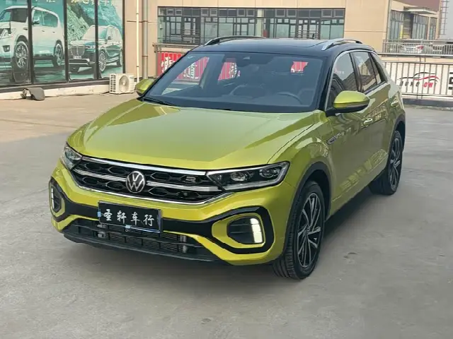 Volkswagen T-Roc 2023, 1 400 км