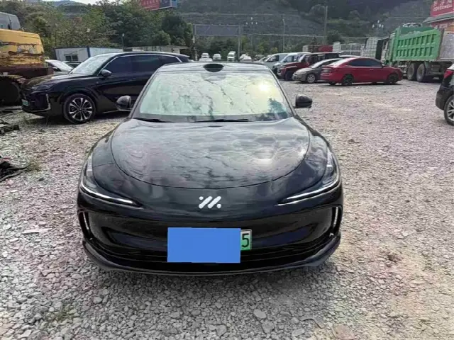 IM motors L6 2024, 9 200 км