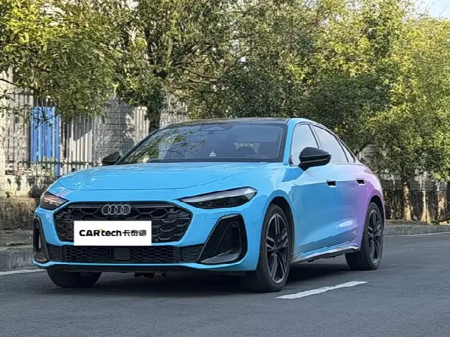 Audi A5L 2026, 22 000 км