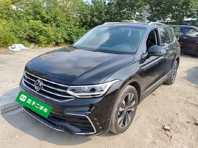 Volkswagen Tiguan L Pro 2024, 15 400 км