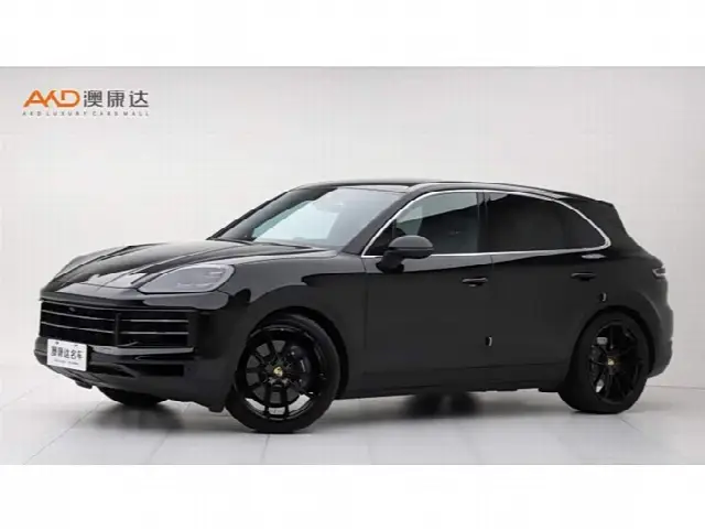 Porsche Cayenne 2024, 23 000 км