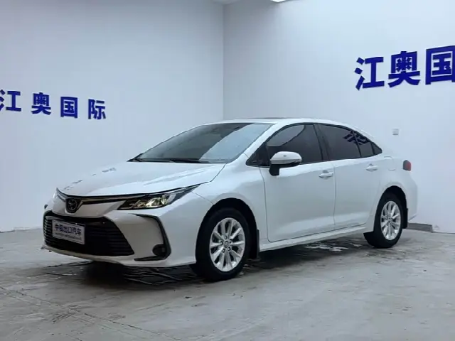 Toyota Corolla 2021, 50 000 км