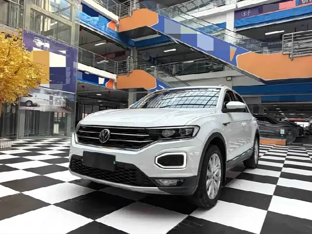 Volkswagen T-Roc 2021, 32 000 км