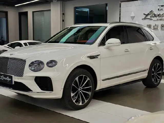 Bentley Bentayga 2024, 58 000 км