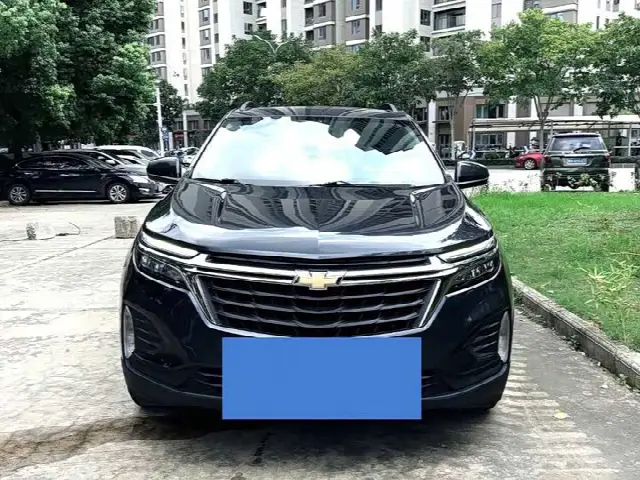 Chevrolet Equinox 2022, 50 000 км