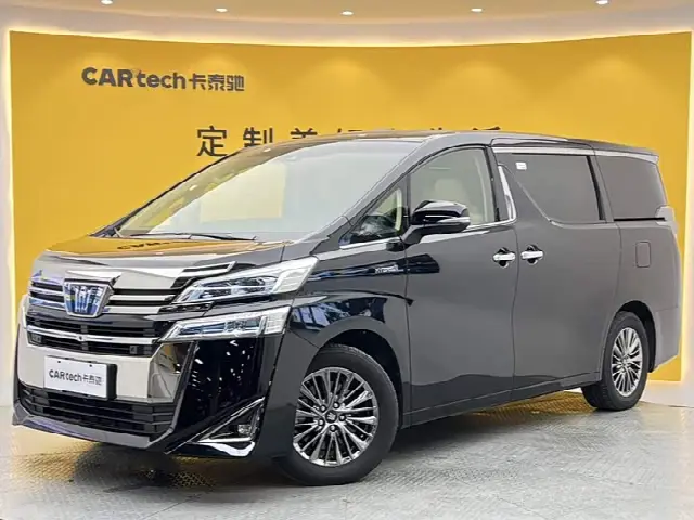 Toyota Vellfire 2021, 68 000 км