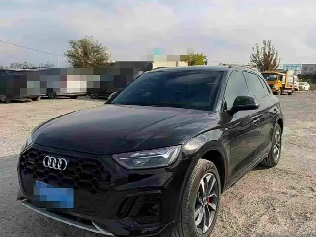 Audi Q5L 2024, 13 100 км