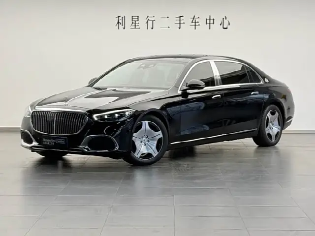 Mercedes-Benz Maybach S-Class 2025, 13 000 км