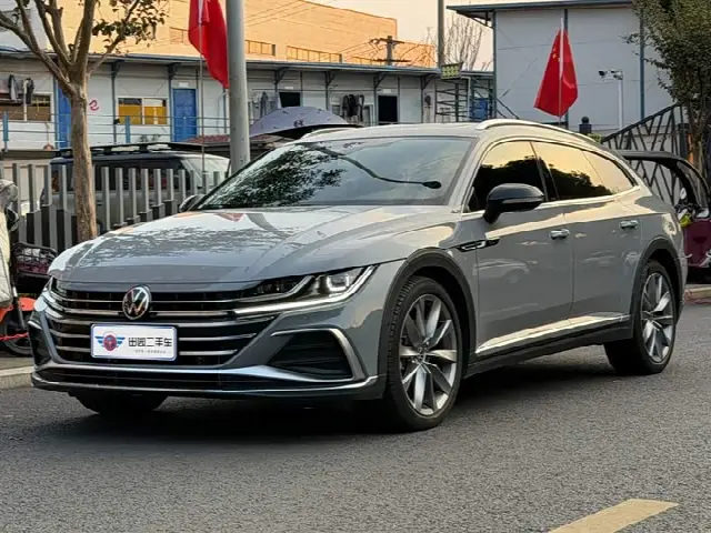 Volkswagen CC 2023, 14 000 км