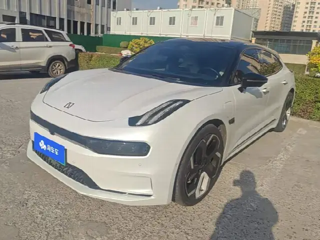 Zeekr 001 2022, 70 000 км