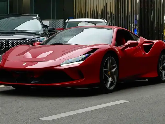 Ferrari F8 2019, 6 000 км
