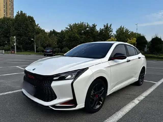 Dongfeng Aeolus Yixuan 2022, 29 400 км