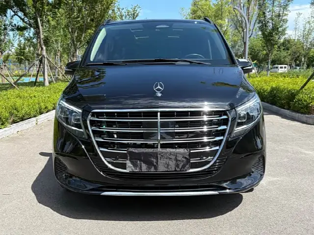 Mercedes-Benz V-Class 2024, 46 000 км
