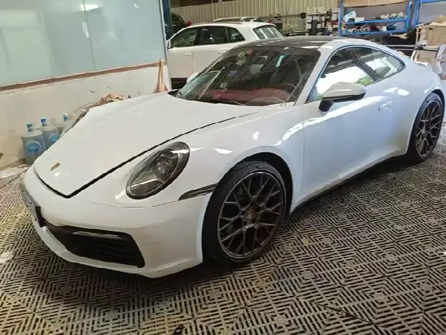Porsche 911 2023, 30 000 км