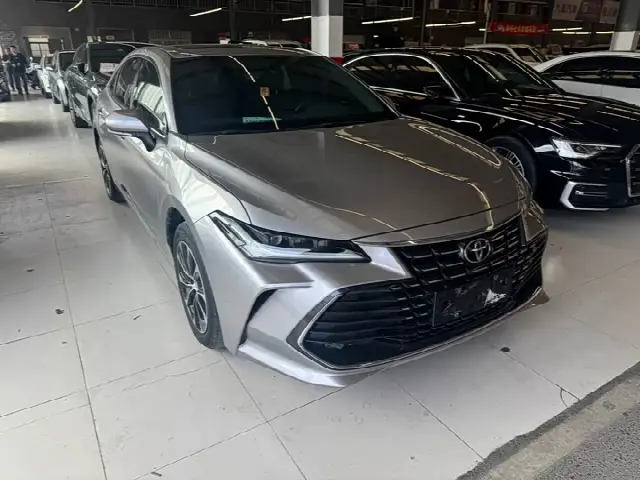 Toyota Avalon 2023, 50 000 км
