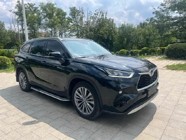 Toyota Highlander 2023, 70 000 км